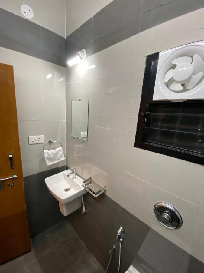 Erisha Tadoba Hotel Mohurli Ngoại thất bức ảnh